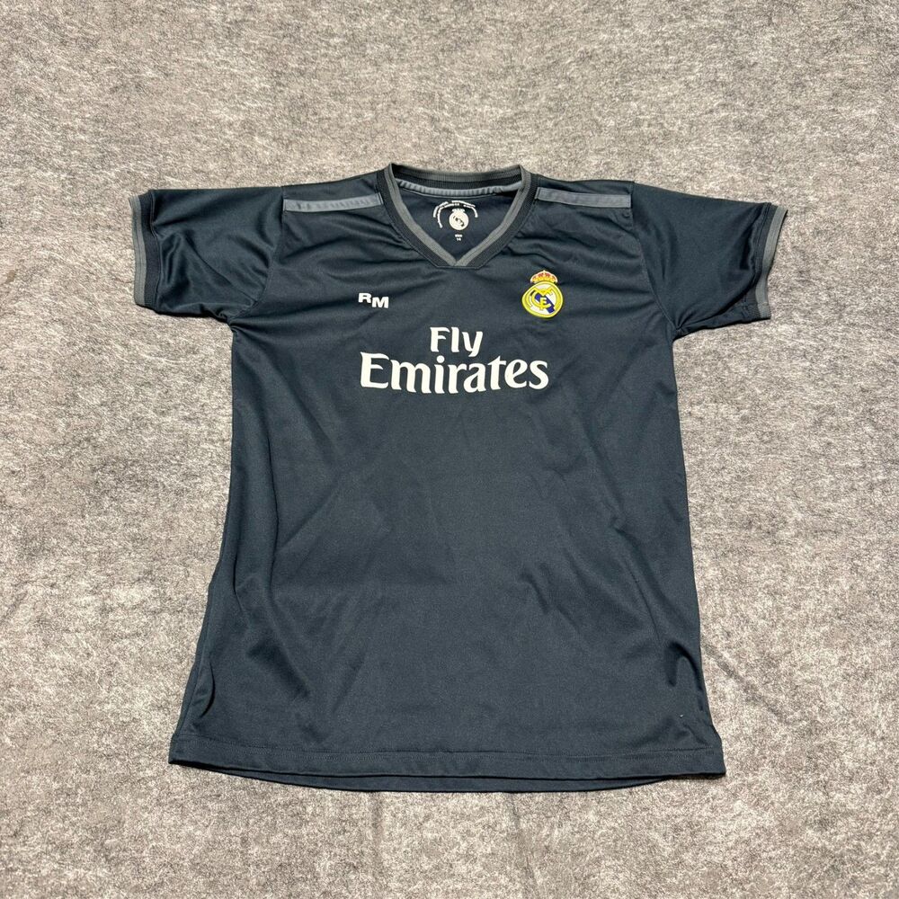 Real Madrid Soccer Jersey Youth Size 14 Boys XL Gray Fly Emirates Fan Shirt